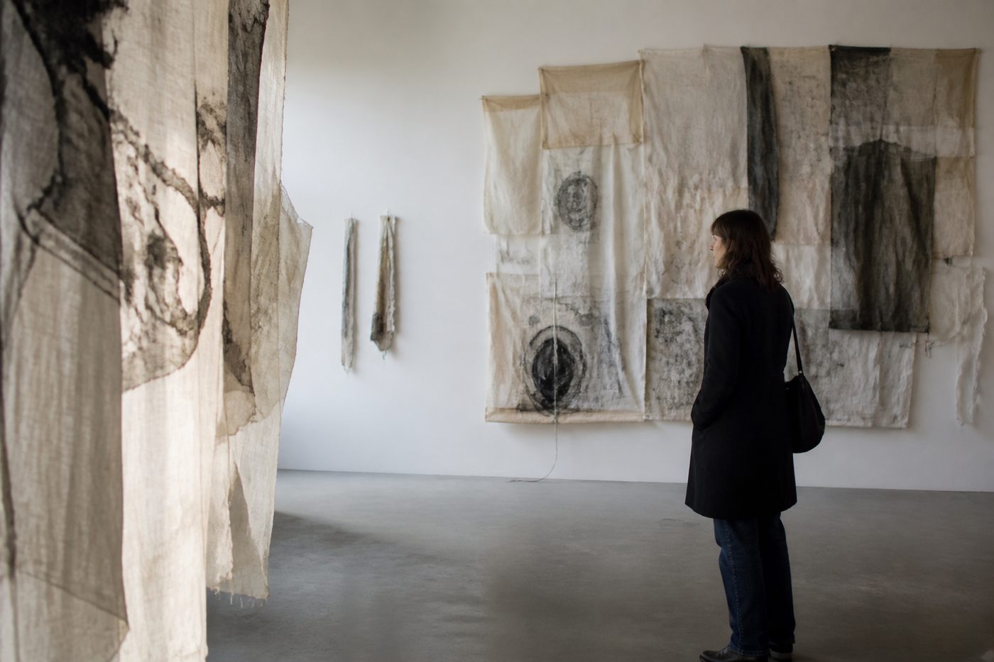 Qué la distingue de una escultura : Qué es una instalación artística y cómo se mira